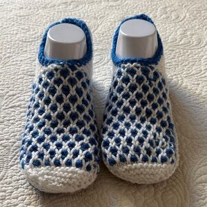 Handmade Men”a Blue and White Knit Slippers